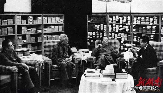 原創楊振寧逝世：科學巨擘的湖南行與娛樂八卦的喧囂