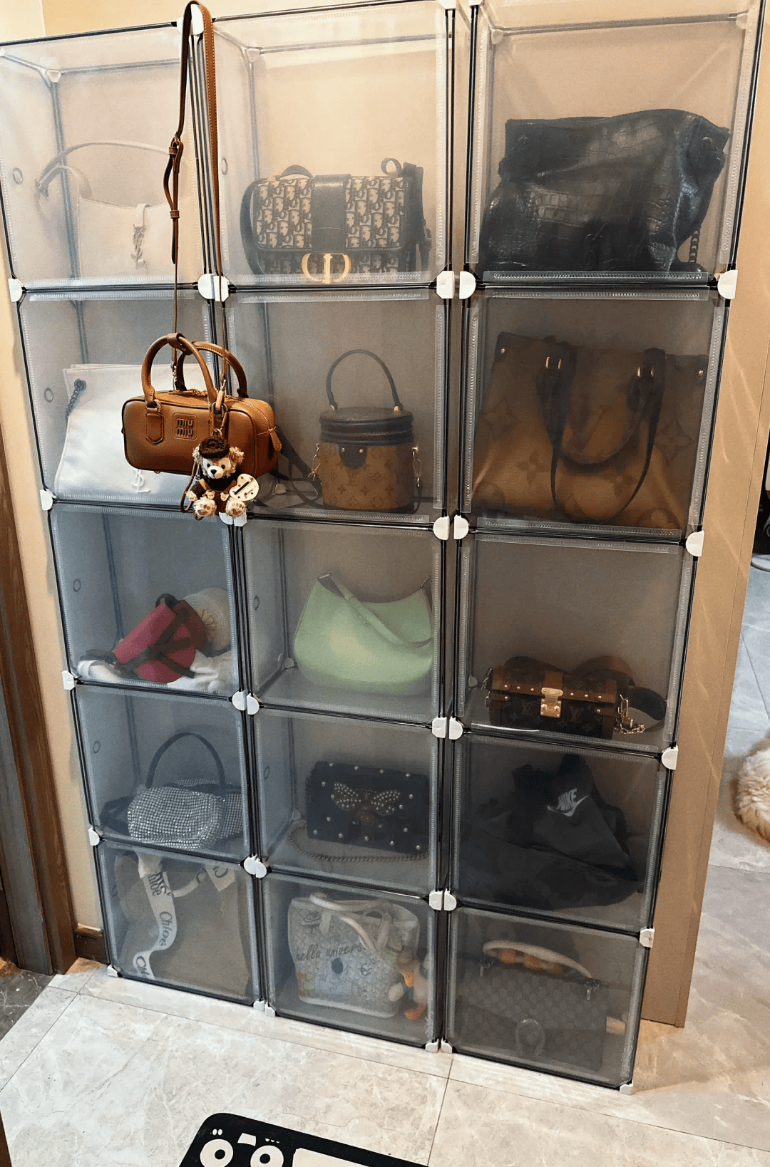 覺醒的中產女性，破產的包治百病