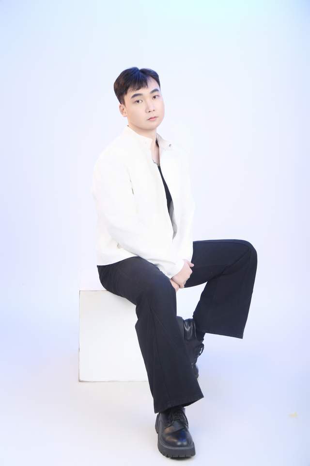 rookie：模特新锐，以汗水雕刻镜头锋芒